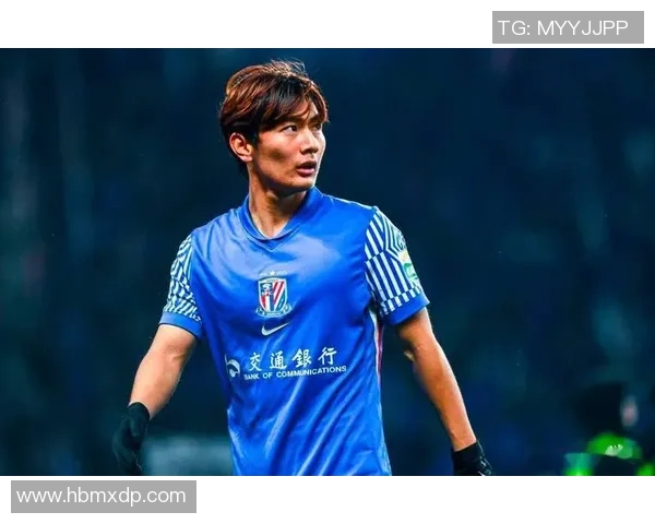 国足球星重磅签约引发热议未来职业生涯走向备受球迷关注