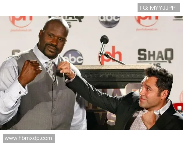 奥尼尔与足球巨星同框合影 展现篮球与足球跨界碰撞魅力