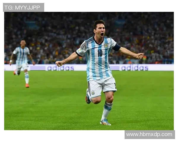 足球开球星包热潮来袭全新收藏体验点燃球迷激情